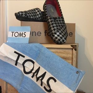 Toms Houndstooth flats